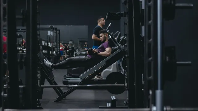 Leg extension : technique et sécurité pour les genoux